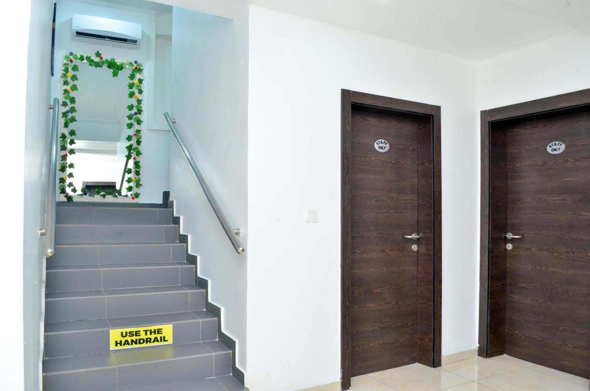 פורט הרקורט Proxima Centauri Hotel מראה חיצוני תמונה